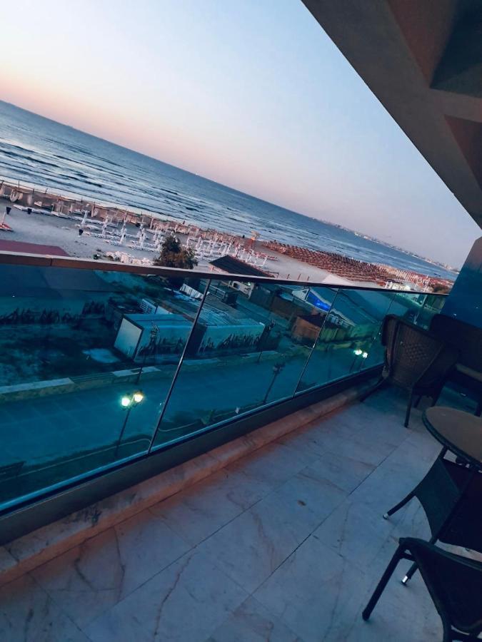 Wave 2 Mamaia Prima Linie Vedere La Mare 120Mp Năvodari Exteriör bild