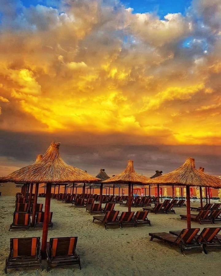 Wave 2 Mamaia Prima Linie Vedere La Mare 120Mp Năvodari Exteriör bild