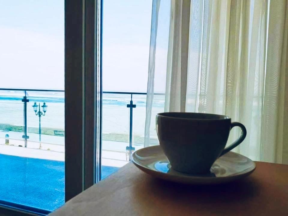 Wave 2 Mamaia Prima Linie Vedere La Mare 120Mp Năvodari Exteriör bild